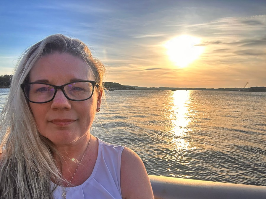 Hannah, virtual assistant in Devon